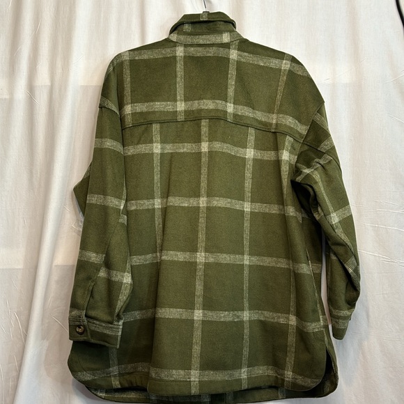 NWT Sonoma Green Plaid Shacket in Size 0X, 1X, 2X, 4X - Picture 9 of 16
